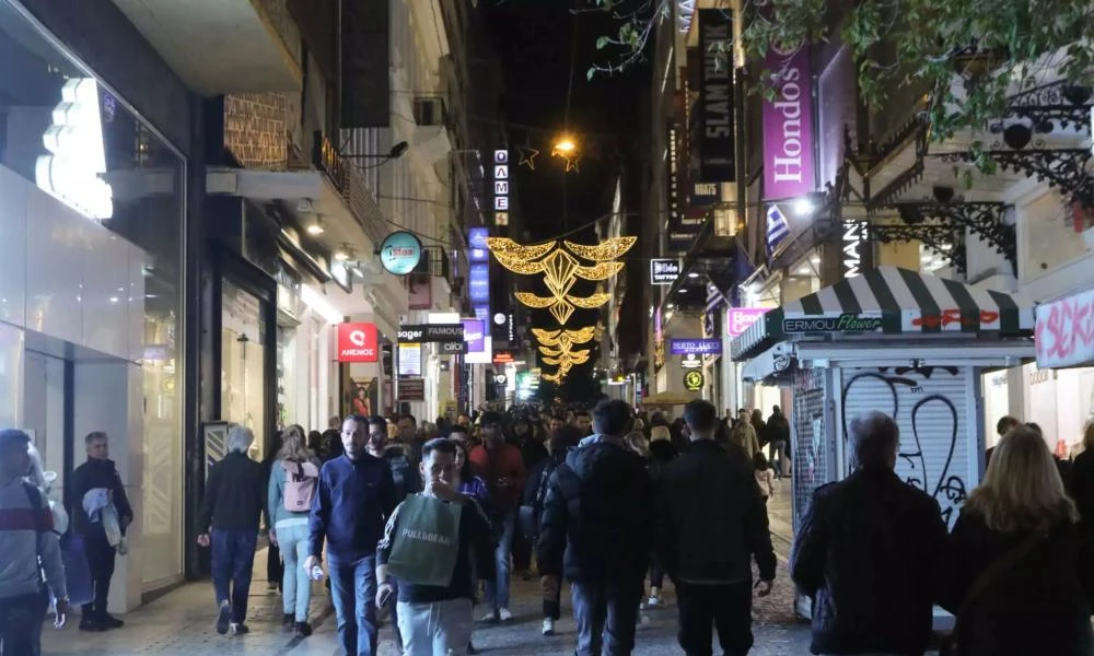 Χριστούγεννα: Σε φτηνές αγορές δώρων στρέφονται οι καταναλωτές